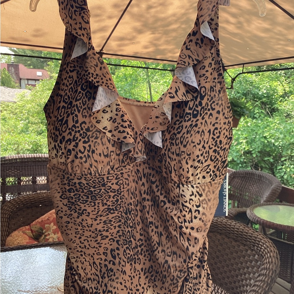 Women’s Leopard Print Ruffle One-Piece Swimsuit - Brown